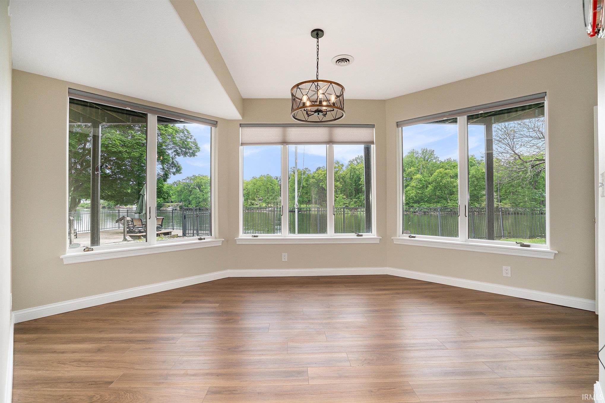 Bristol, Indiana 46507, United States, 4 Bedrooms Bedrooms, ,4 BathroomsBathrooms,Residential,Active,140272