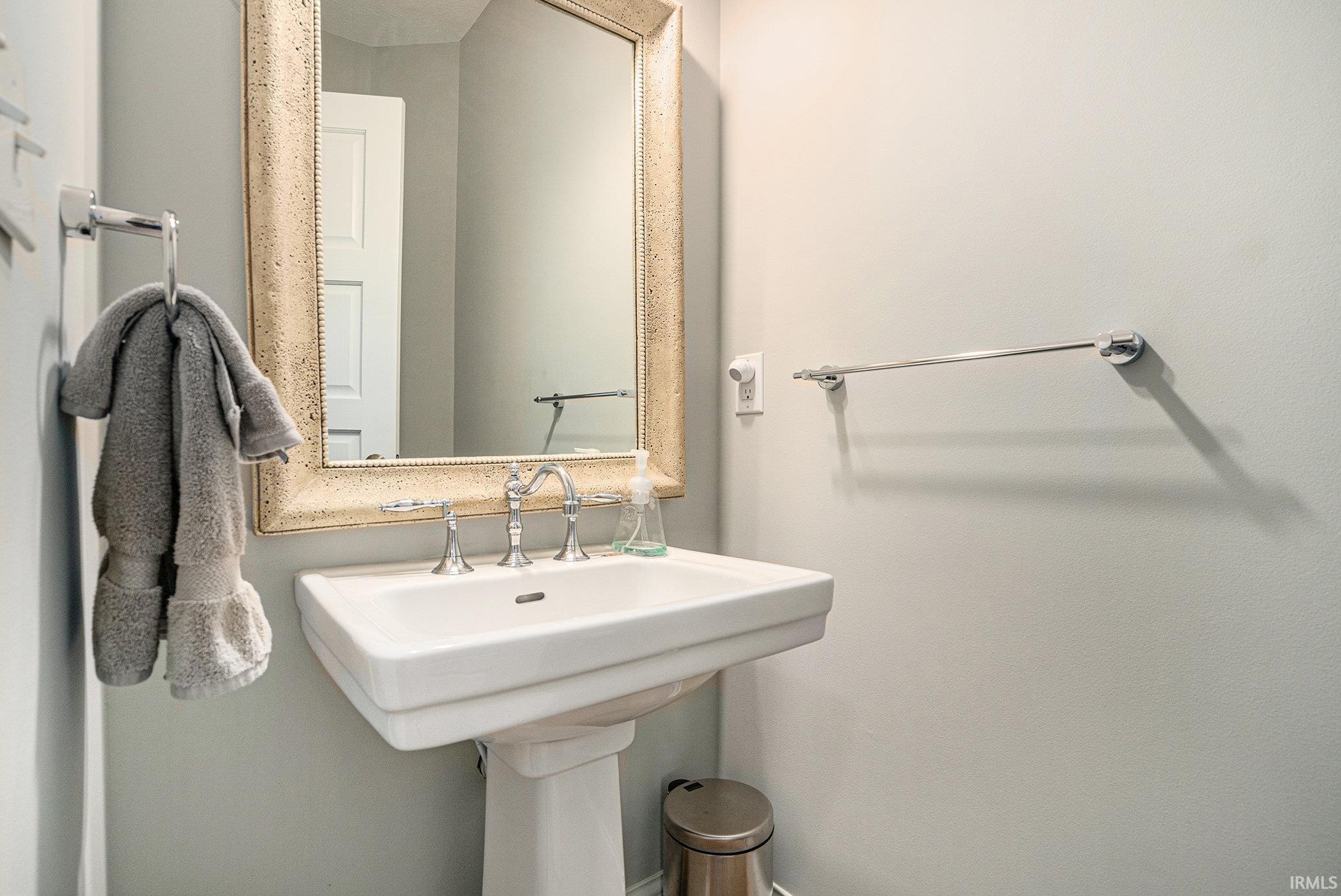 Bristol, Indiana 46507, United States, 4 Bedrooms Bedrooms, ,4 BathroomsBathrooms,Residential,Active,140272