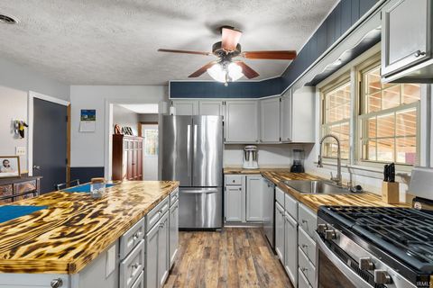 Tiny photo for 441 W 350 N, Winamac, IN 46996 (MLS # 202541755)
