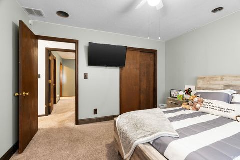 Tiny photo for 441 W 350 N, Winamac, IN 46996 (MLS # 202541755)