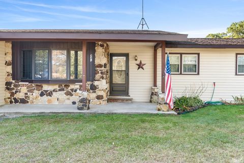 Tiny photo for 441 W 350 N, Winamac, IN 46996 (MLS # 202541755)