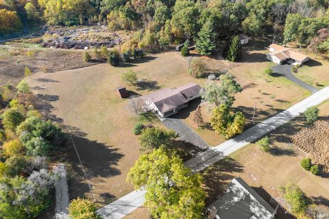 Tiny photo for 441 W 350 N, Winamac, IN 46996 (MLS # 202541755)