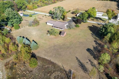 Tiny photo for 441 W 350 N, Winamac, IN 46996 (MLS # 202541755)