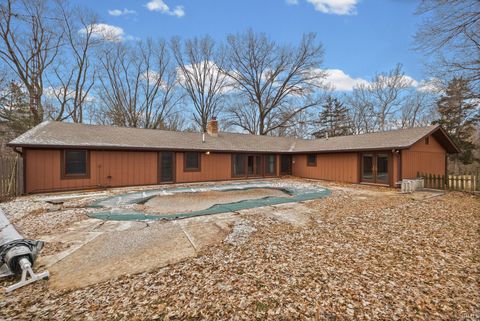 Tiny photo for 100 Pineview Lane, Lafayette, IN 47905 (MLS # 202600392)