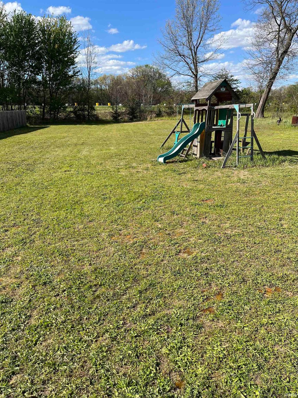 Photo of 15387 William Paul Drive, Bristol, IN 46507 (MLS # 202617729)