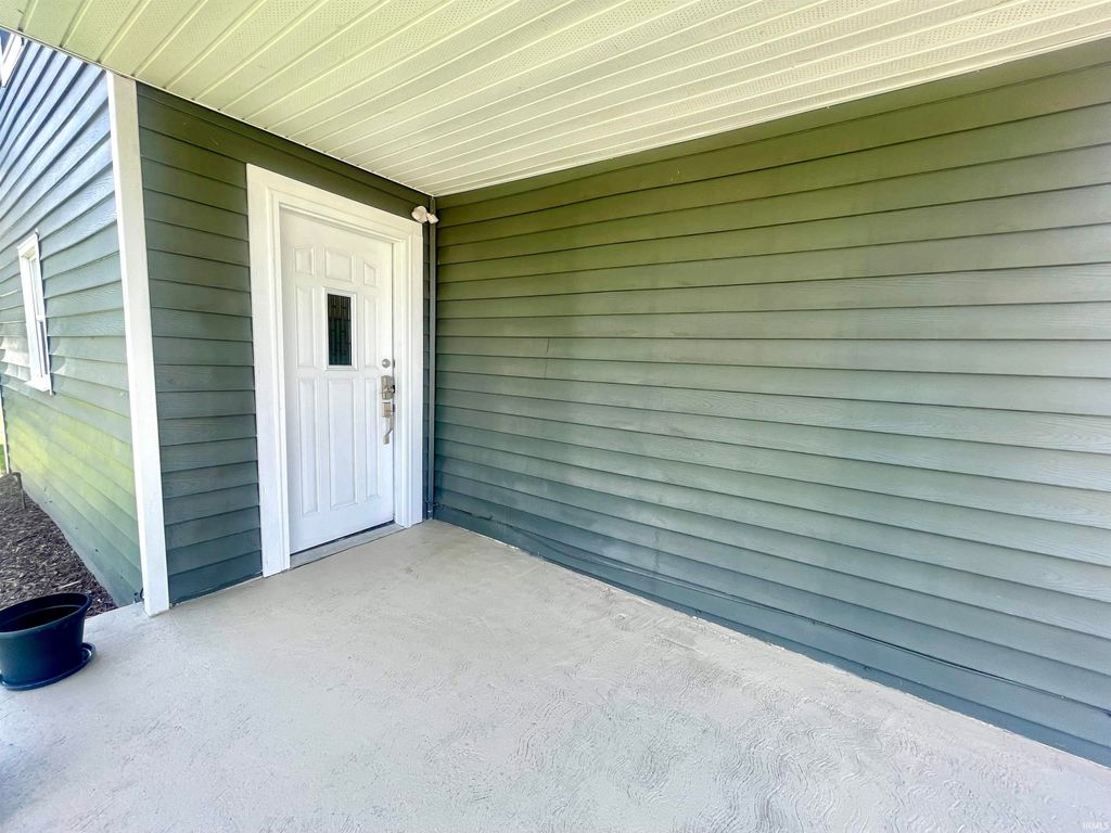 Photo of 1720 S Hoyt Avenue, Muncie, IN 47302 (MLS # 202616816)