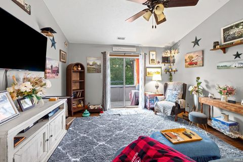 Tiny photo for 2713 & 2715 Plaza Lane, Lafayette, IN 47909 (MLS # 202542762)