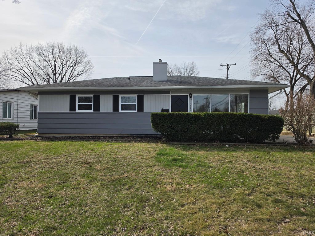 Photo of 1035 Davis Drive, Lafayette, IN 47909 (MLS # 202609401)