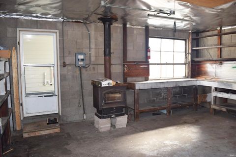 Tiny photo for 932 Joan Avenue, Evansville, IN 47711 (MLS # 202610311)