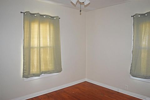 Tiny photo for 932 Joan Avenue, Evansville, IN 47711 (MLS # 202610311)