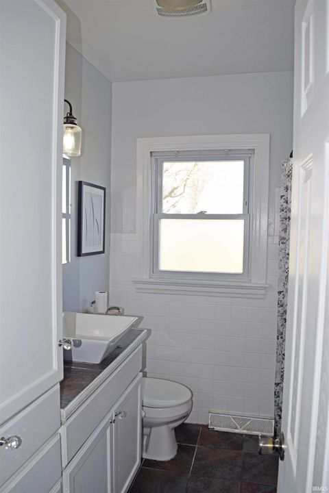 Tiny photo for 932 Joan Avenue, Evansville, IN 47711 (MLS # 202610311)