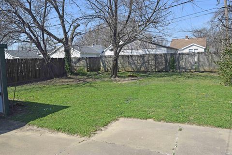Tiny photo for 932 Joan Avenue, Evansville, IN 47711 (MLS # 202610311)