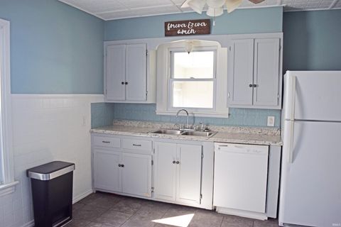 Tiny photo for 932 Joan Avenue, Evansville, IN 47711 (MLS # 202610311)