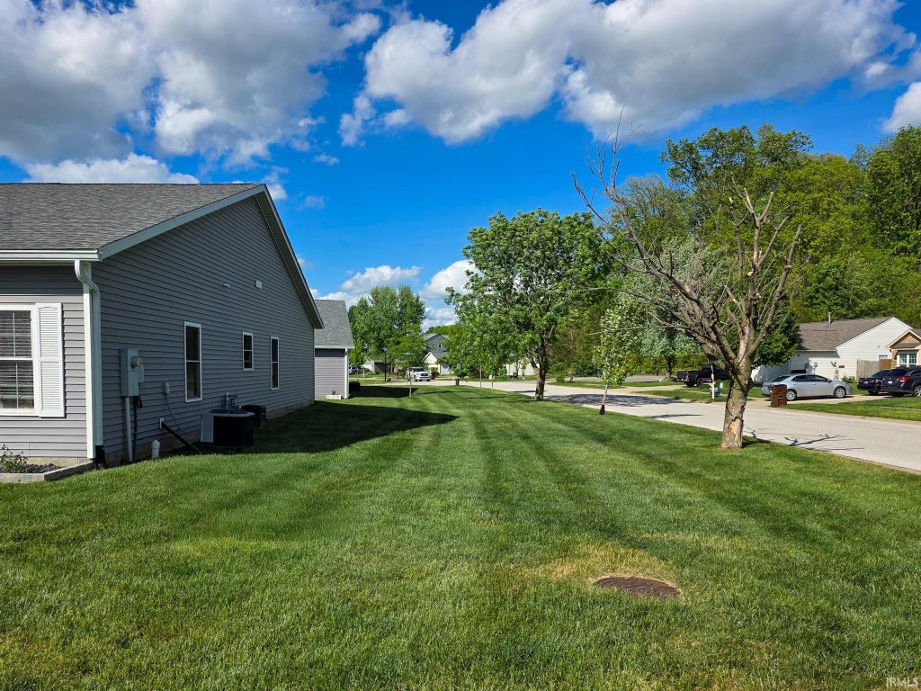 Photo of 5708 W Daffodil Court, Bloomington, IN 47403 (MLS # 202639489)