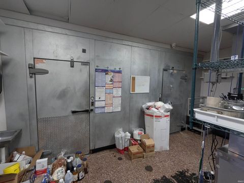 Tiny photo for 113 E Sycamore Street, Kokomo, IN 46901 (MLS # 202510601)