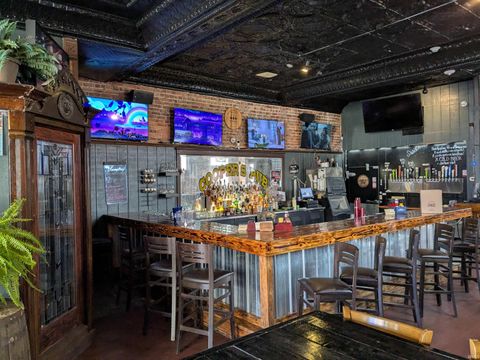 Tiny photo for 113 E Sycamore Street, Kokomo, IN 46901 (MLS # 202510601)