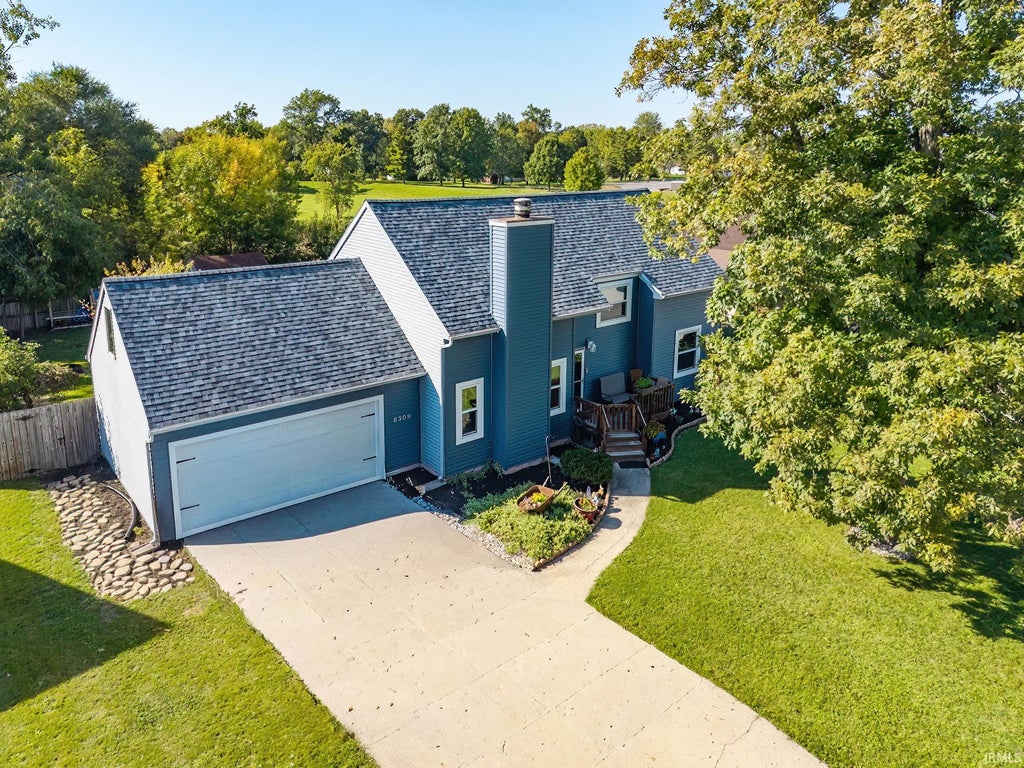 Photo of 6309 Brandonwood Lane, Fort Wayne, IN 46835 (MLS # 202641612)