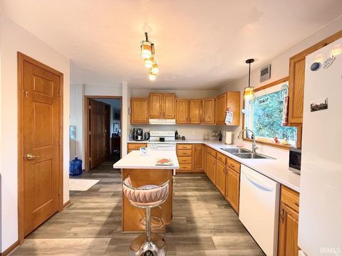 Tiny photo for 4617 Pottawatomie Road, Logansport, IN 46947 (MLS # 202605232)