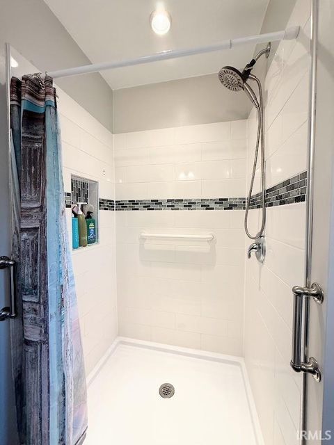 Tiny photo for 4617 Pottawatomie Road, Logansport, IN 46947 (MLS # 202605232)