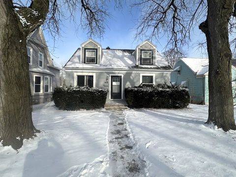 Photo of 1818 Hale Avenue, Fort Wayne, IN 46802 (MLS # 202602148)