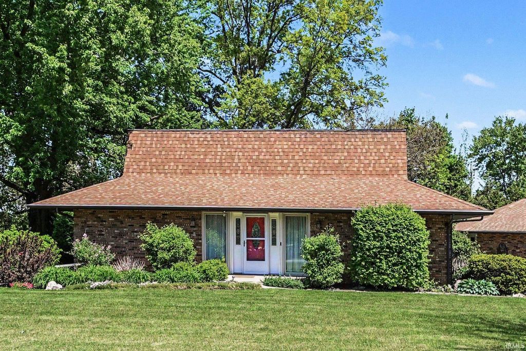 Photo of 4292 2C Road, Bremen, IN 46506 (MLS # 202618471)