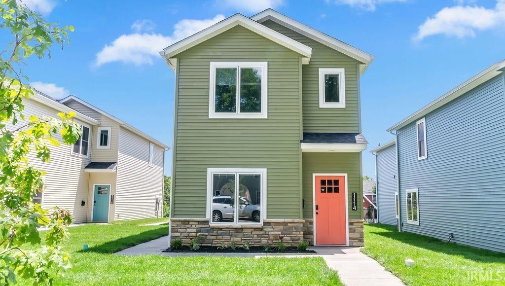 Photo of 1114 &amp; 1116 N Woodburn Avenue, Bloomington, IN 47404 (MLS # 202631840)