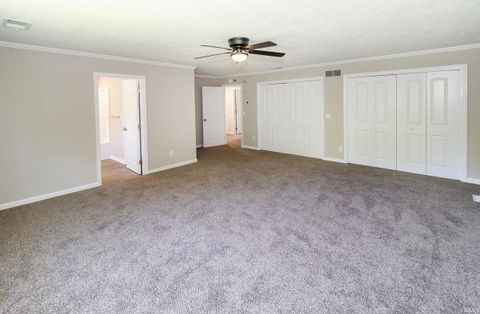 Tiny photo for 6301 E Oak Street, Evansville, IN 47715 (MLS # 202618359)