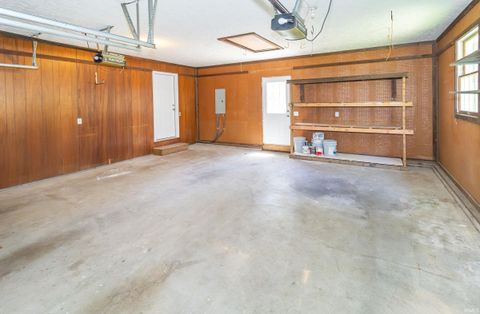 Tiny photo for 6301 E Oak Street, Evansville, IN 47715 (MLS # 202618359)