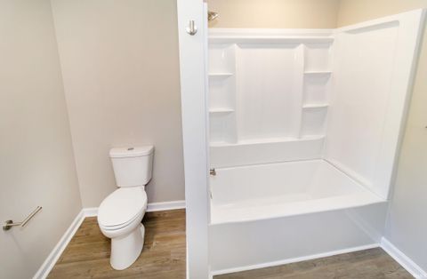Tiny photo for 6301 E Oak Street, Evansville, IN 47715 (MLS # 202618359)