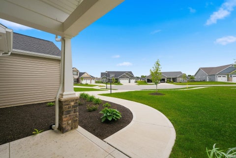 Tiny photo for 1179 Brewster Court, Huntertown, IN 46748 (MLS # 202637503)