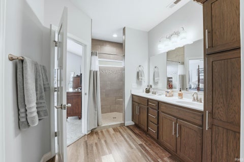 Tiny photo for 1179 Brewster Court, Huntertown, IN 46748 (MLS # 202637503)