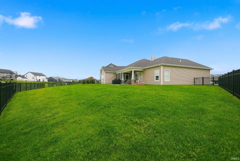 Tiny photo for 1179 Brewster Court, Huntertown, IN 46748 (MLS # 202637503)