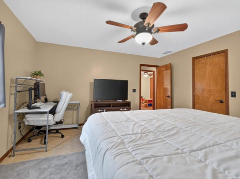 Tiny photo for 210 Knoll Ridge Boulevard, Kendallville, IN 46755 (MLS # 202642903)