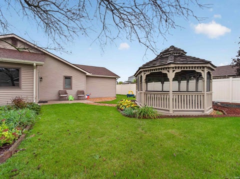 Tiny photo for 210 Knoll Ridge Boulevard, Kendallville, IN 46755 (MLS # 202642903)