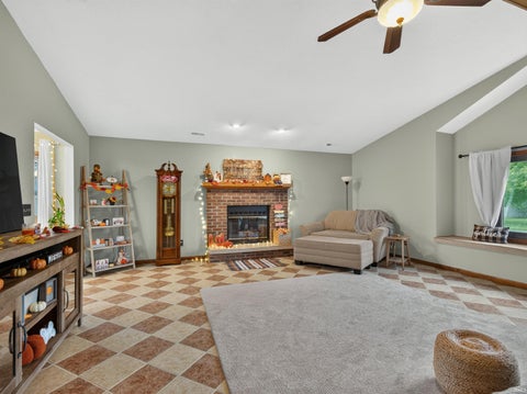 Tiny photo for 210 Knoll Ridge Boulevard, Kendallville, IN 46755 (MLS # 202642903)