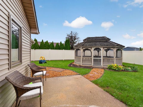 Tiny photo for 210 Knoll Ridge Boulevard, Kendallville, IN 46755 (MLS # 202642903)