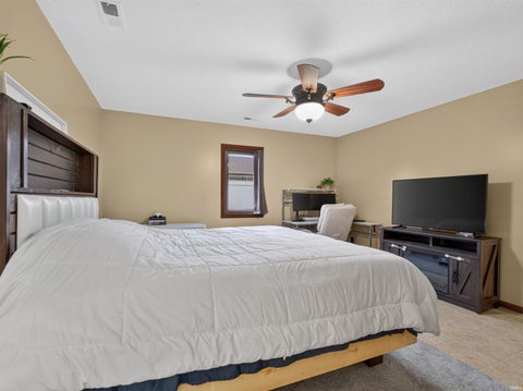 Tiny photo for 210 Knoll Ridge Boulevard, Kendallville, IN 46755 (MLS # 202642903)