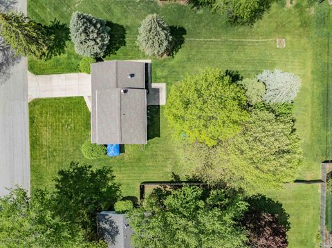 Tiny photo for 8131 Welsch Drive, Fort Wayne, IN 46815 (MLS # 202616190)