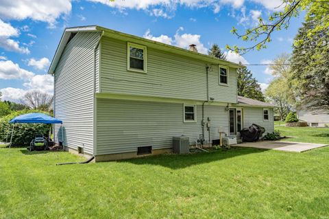 Tiny photo for 8131 Welsch Drive, Fort Wayne, IN 46815 (MLS # 202616190)