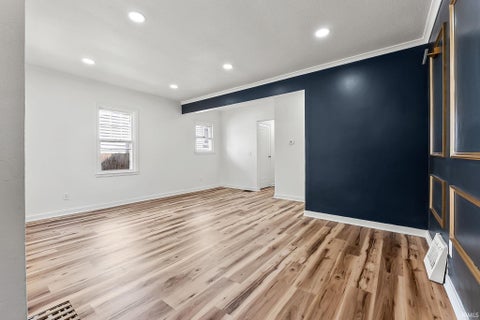 Tiny photo for 3105 Plaza Drive, Fort Wayne, IN 46806 (MLS # 202620591)