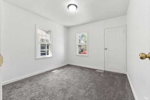Tiny photo for 3105 Plaza Drive, Fort Wayne, IN 46806 (MLS # 202620591)