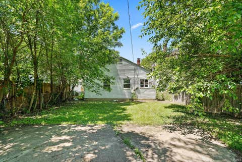 Tiny photo for 3105 Plaza Drive, Fort Wayne, IN 46806 (MLS # 202620591)