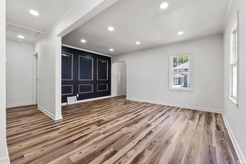Tiny photo for 3105 Plaza Drive, Fort Wayne, IN 46806 (MLS # 202620591)