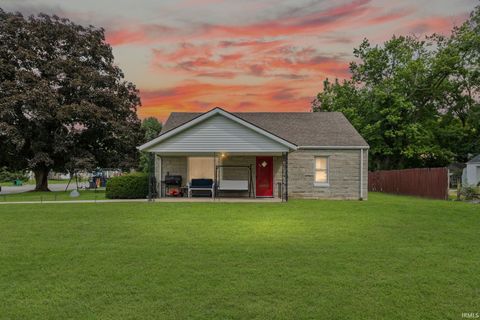 Photo of 201 N Meadow Lane, Monticello, IN 47960 (MLS # 202534808)