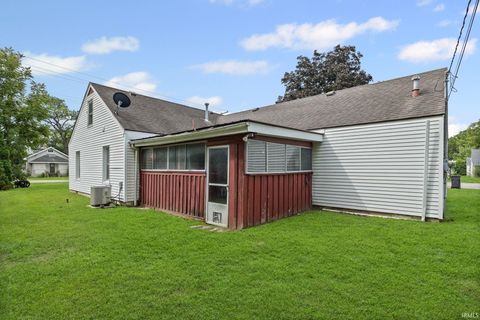 Tiny photo for 201 N Meadow Lane, Monticello, IN 47960 (MLS # 202534808)