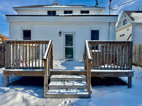 Tiny photo for 1010 Jefferson Street, Rochester, IN 46975 (MLS # 202549667)