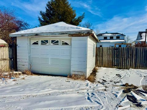 Tiny photo for 1010 Jefferson Street, Rochester, IN 46975 (MLS # 202549667)