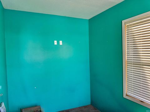 Tiny photo for 1010 Jefferson Street, Rochester, IN 46975 (MLS # 202549667)