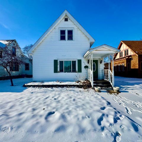Photo of 1010 Jefferson Street, Rochester, IN 46975 (MLS # 202549667)