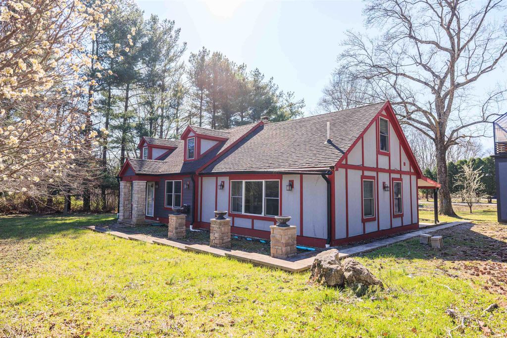 Photo of 1420 E Rhorer Road, Bloomington, IN 47401 (MLS # 202610779)